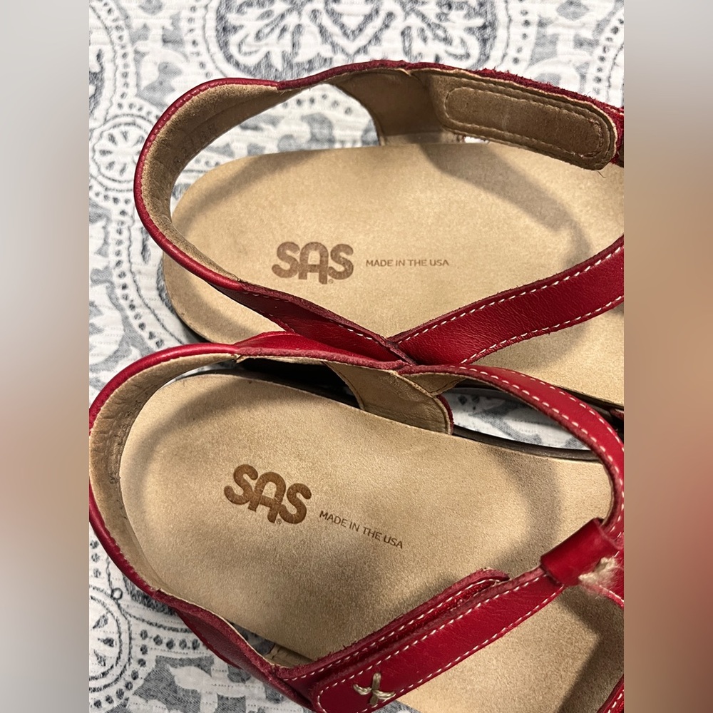 SAS Sorrento - T-Strap Red Leather Sandal size 10 - Picture 5 of 10